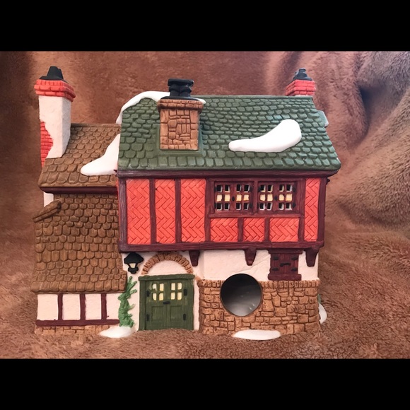Ruth Marion Scotch Woolens Dept56 Heritage Village - Picture 5 of 8